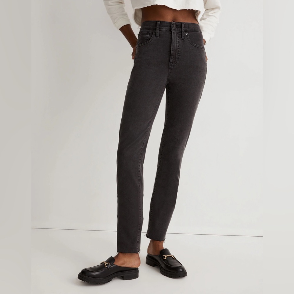Madewell Stovepipe Jeans in Banberry Wash Raw-Hem Edition High- Rise Size 27